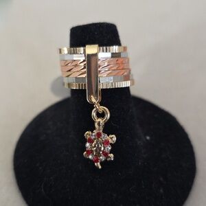 Tricolor Gold Filled Seven Stack Ring with Turtle Charm Size 7 & 8